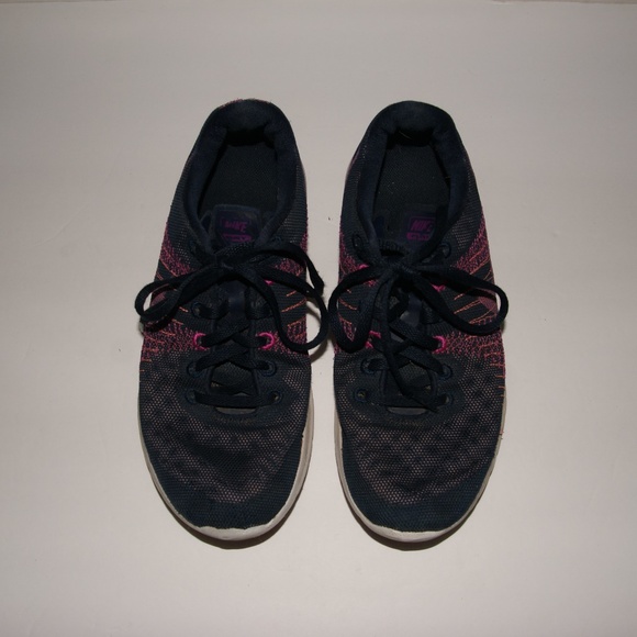 NIKE Navy+Pink Flex Fury Running Shoe sz 7 Women's - Picture 2 of 8